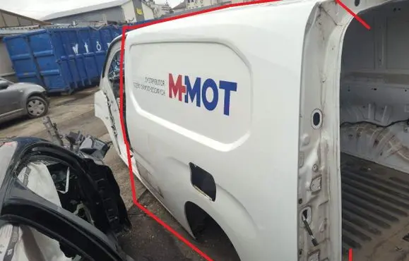 Peugeot Partner III Front quarter panel 