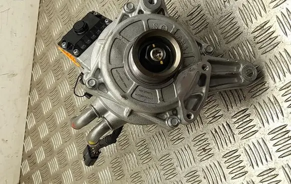Hyundai Kona II Generator/alternator 3739003920