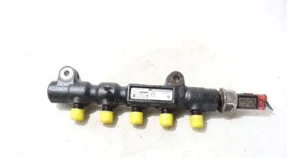Peugeot 207 Fuel main line pipe