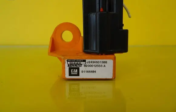 Renault Espace - Grand espace IV Airbag deployment crash/impact sensor 8200012555A