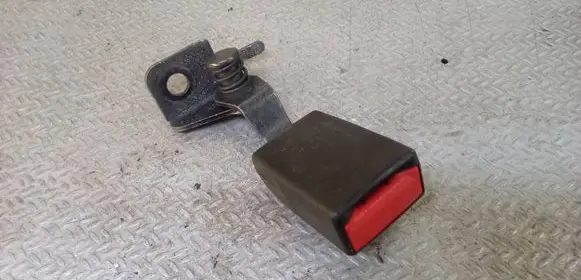 Opel Insignia A Rear seatbelt buckle 13267139