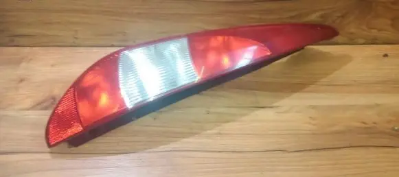 Ford Mondeo Mk III Rear/tail lights