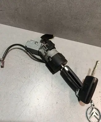 Citroen C4 I Picasso Ignition lock 36410600