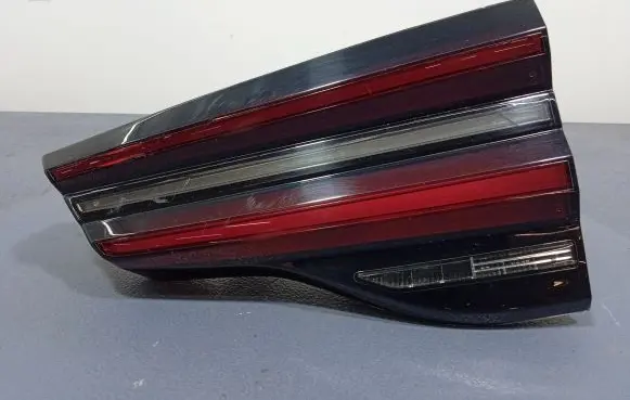 BMW X3 E83 Rear/tail lights 9463052