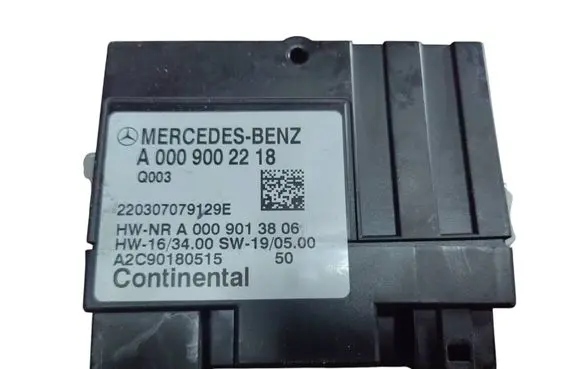 Mercedes-Benz E W213 Fuel injection pump control unit/module A0009002218 A2C90180515 A0009013806