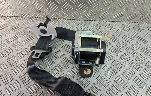 Hyundai Tucson TL Rear seatbelt 89810D7000