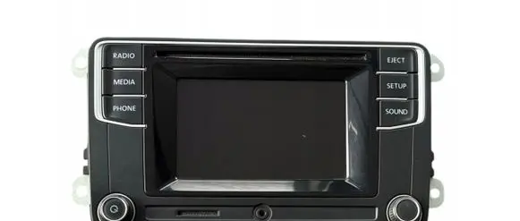 Volkswagen Caddy Radio/CD/DVD/GPS head unit 1K8035150G