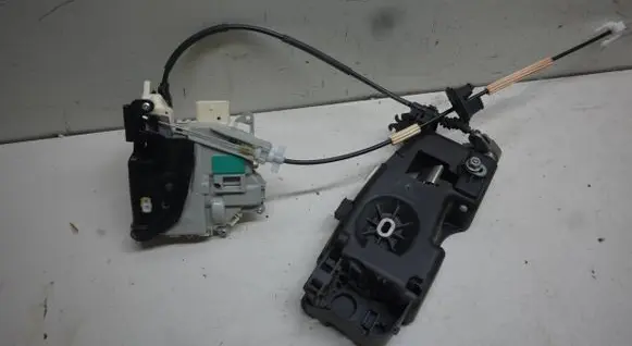 Porsche 911 991 Front door lock 8J1837016D 991537064