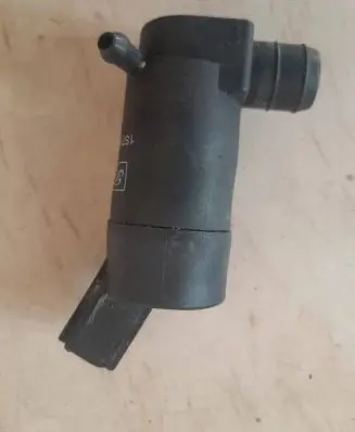 Volvo XC90 Windscreen/windshield washer pump 1S7117K624DC T655C
