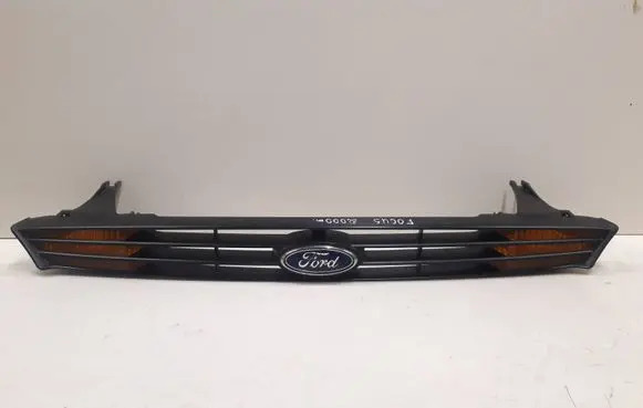 Ford Focus Front bumper upper radiator grill XS4113368B 97AB8K141A XS4X13K342B