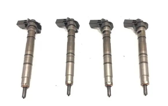 Volkswagen PASSAT B6 Fuel injectors set 03L130277
