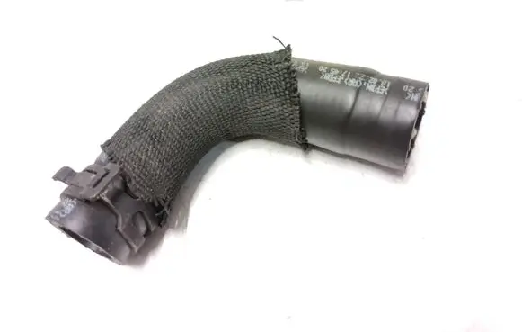 Land Rover Defender Engine coolant pipe/hose