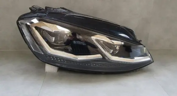 Volkswagen Golf VII Headlight/headlamp 5G1941036