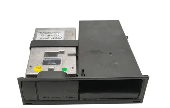 Audi A6 S6 C6 4F Head unit multimedia control 4E0035785 V170017000