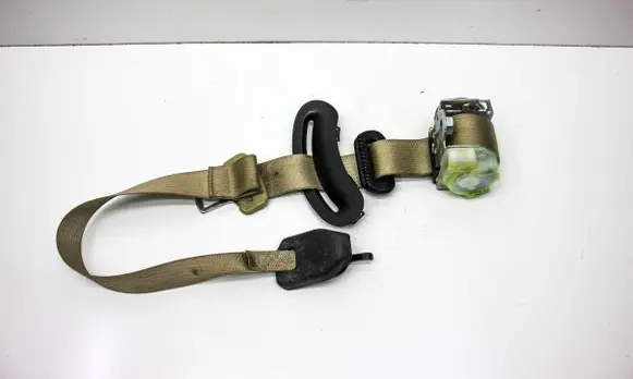Rear seatbelt