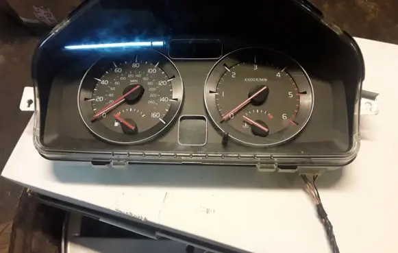Volvo S40 Speedometer (instrument cluster) 31254774