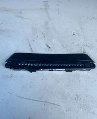 BMW X4 G02 Third/center stoplight 7423388 01106210 99686VL
