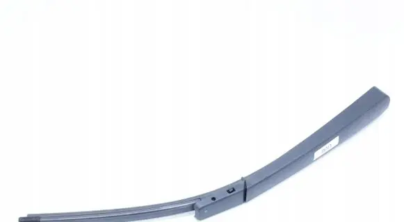 Rear wiper blade arm