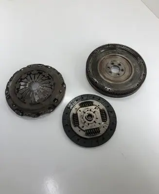 Seat Ibiza IV (6J,6P) Clutch set kit 03P141031 03P105273