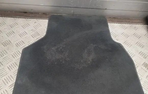 Audi Q3 8U Rear floor mat 8U0864450A 8U0863724A