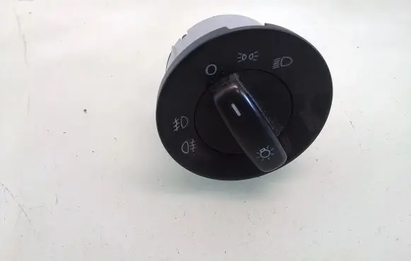 Skoda Octavia Mk2 (1Z) Light switch 1Z0941431G