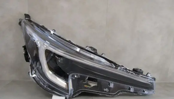 Toyota Corolla E210 E21 Headlight/headlamp 8111002X10 L653992 149R00A