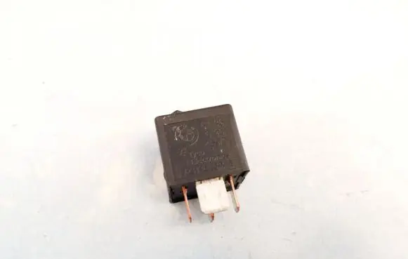 BMW 5 GT F07 Other relay 61366901469 v23136-j6-x48