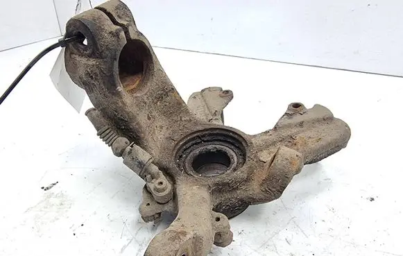Audi A3 S3 8L Front wheel hub spindle knuckle