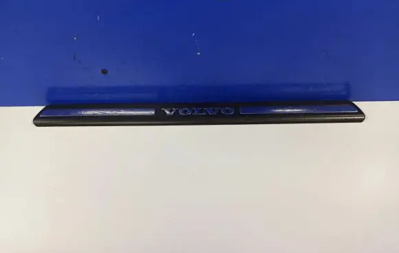 Volvo S60 Front sill trim cover 8659960
