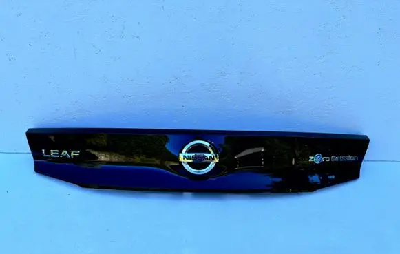 Nissan Leaf II (ZE1) Tailgate trim 908105SH0A