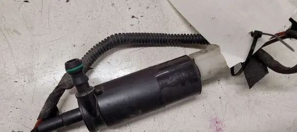 Mercedes-Benz C W204 Windscreen/windshield washer pump 2108691221