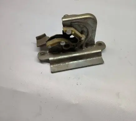 Mitsubishi Pajero Front door lock