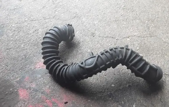 Renault Master II Intercooler hose/pipe 8200607746