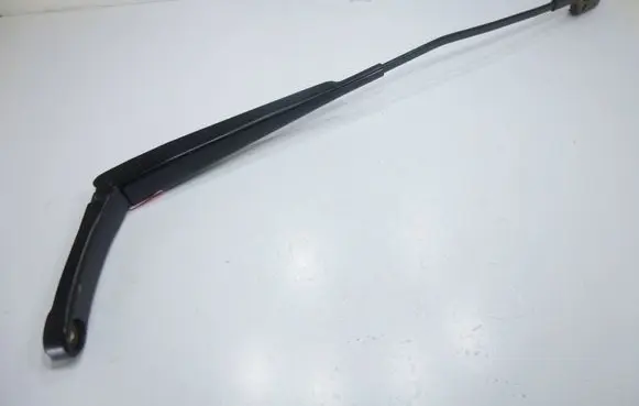 Volkswagen PASSAT B8 Front wiper blade arm 3G1955410