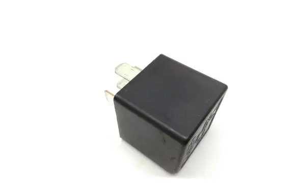 Ford Mondeo Mk III Other relay F0AB14B192AA