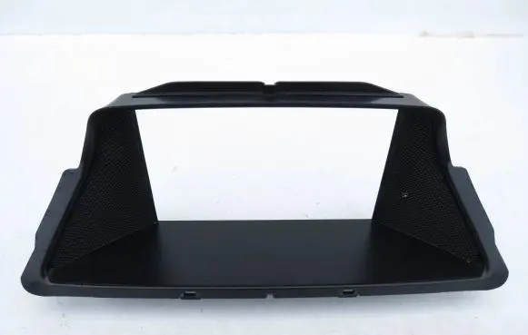 Mercedes-Benz CLS C218 AMG Radio/GPS head unit trim A2186800136