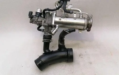 Land Rover Range Rover L405 EGR valve cooler FW939Y493AD