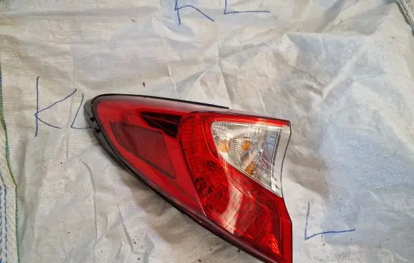 Toyota C-HR I Rear/tail lights 81560F4010