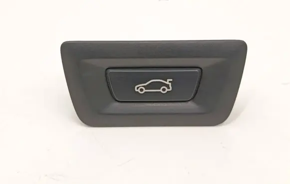 BMW 5 F10 F11 Tailgate/boot open switch button 9275119