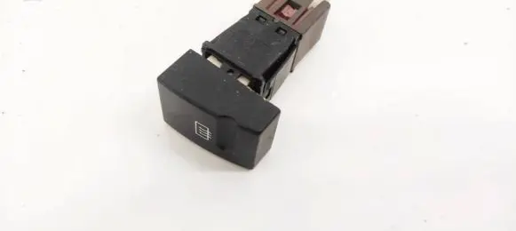 Peugeot 406 Windscreen/window heater switch
