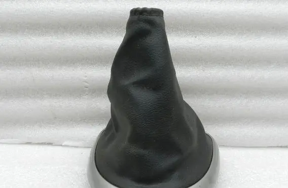 Nissan Qashqai Gear lever shifter trim leather/knob 96935JD000
