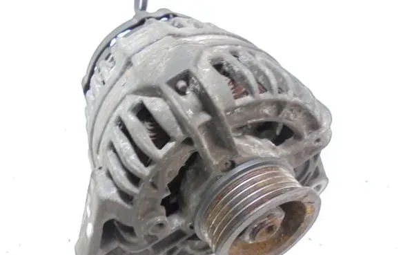 Seat Leon (1P) Generator/alternator 06B903016A