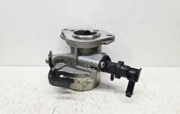 Nissan Qashqai Vacuum pump 1465000Q2C