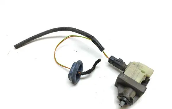 Citroen DS5 Fuel tank cap lock motor 9658286780 08847205 1066532203