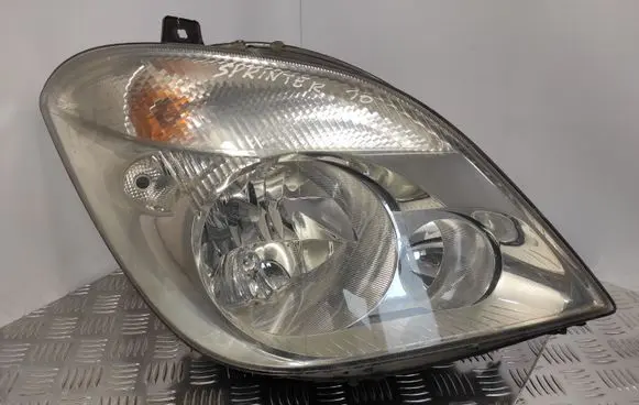 Mercedes-Benz Sprinter W906 Headlight/headlamp 24738200