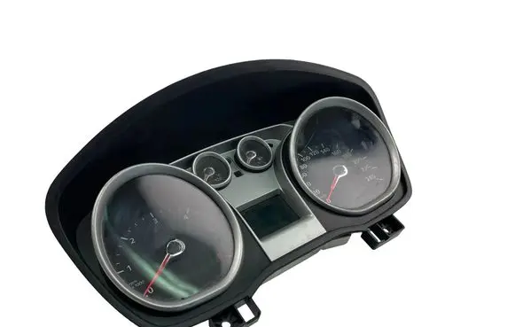 Ford Focus Speedometer (instrument cluster) 8V4T10849GK