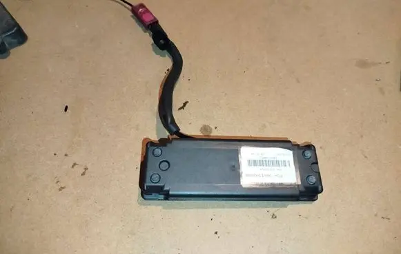 Peugeot 407 Antenna control unit 9661102880 41152914 1B09230053