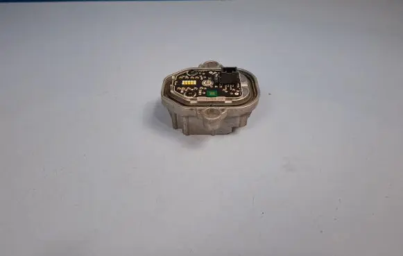 Volvo XC90 Headlight ballast module Xenon B105151A MDE911613 31656990