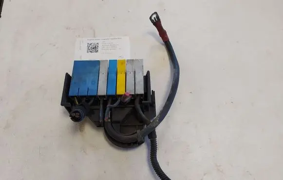 Opel Zafira A Fuse module 9685661
