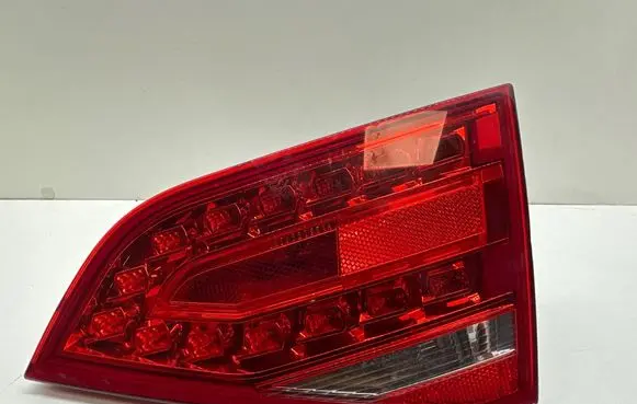 Audi A4 S4 B8 8K Tailgate rear/tail lights 170411